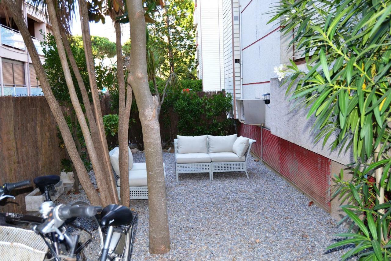 Apartamento con jardín Platja d'Aro Exterior foto