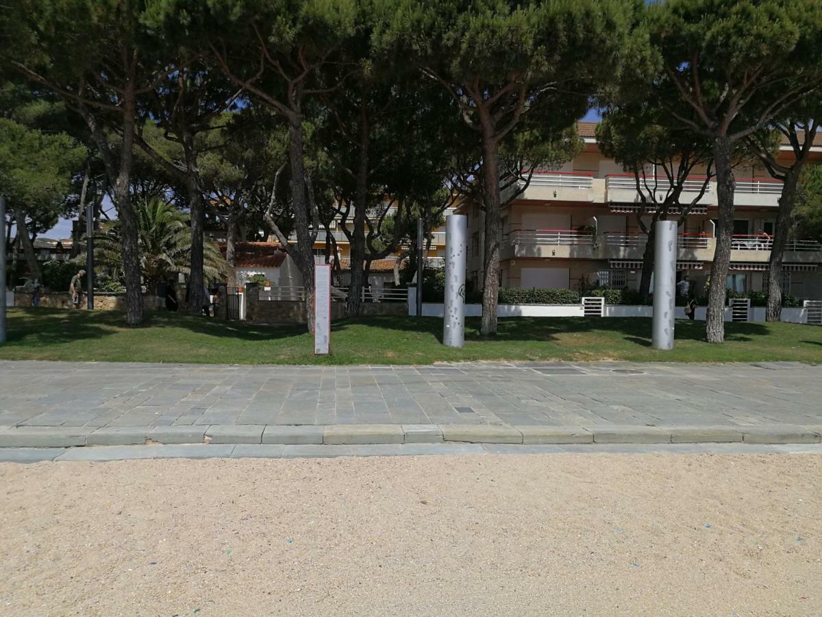 Apartamento con jardín Platja d'Aro Exterior foto